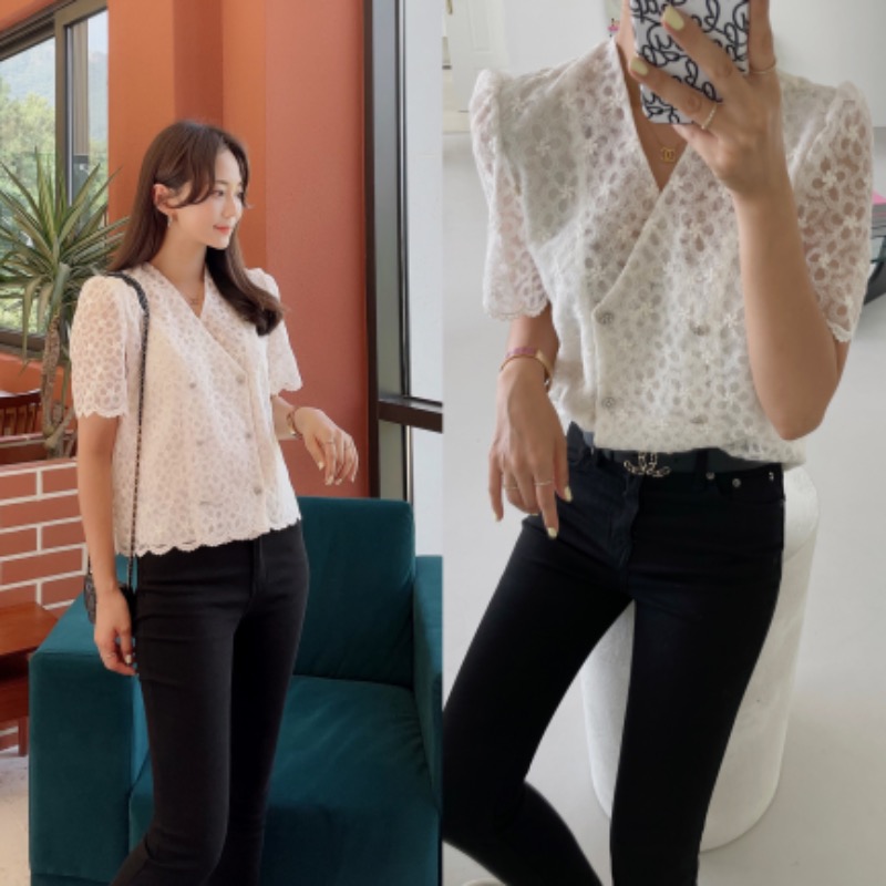 bloggerbok double flower lace blouse