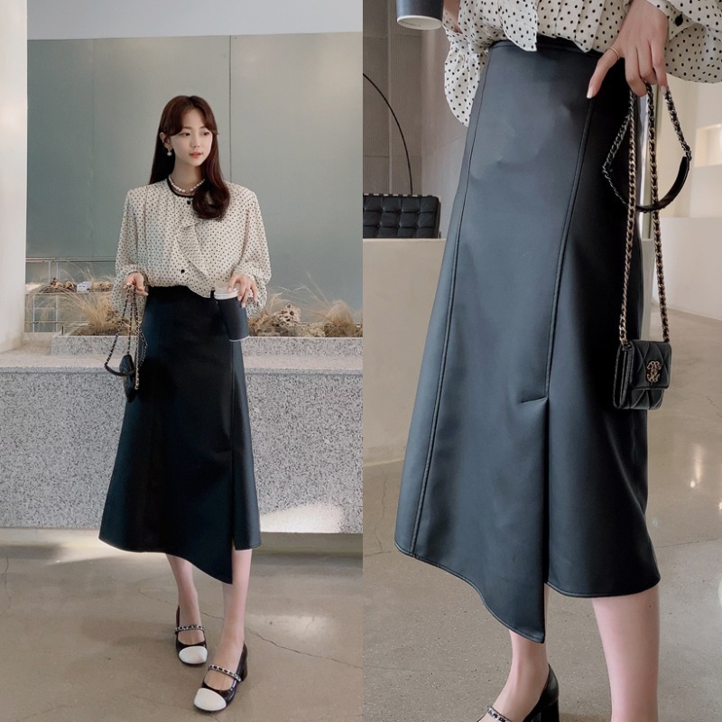 bloggerbok sensual unbal leather skirt